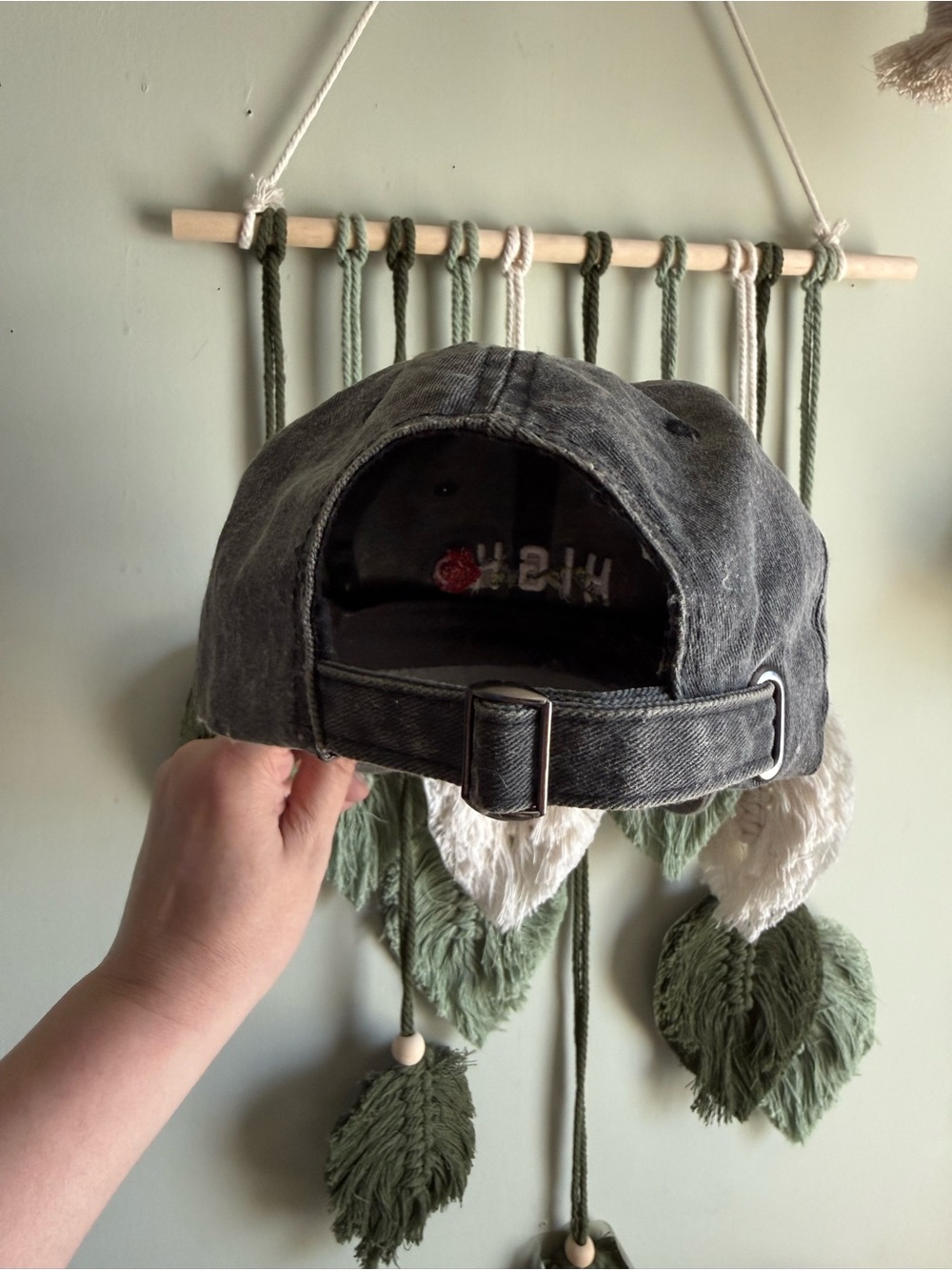 Spencer’s hat - Picture 3 of 6